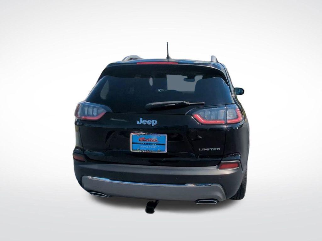 used 2021 Jeep Cherokee car, priced at $19,894