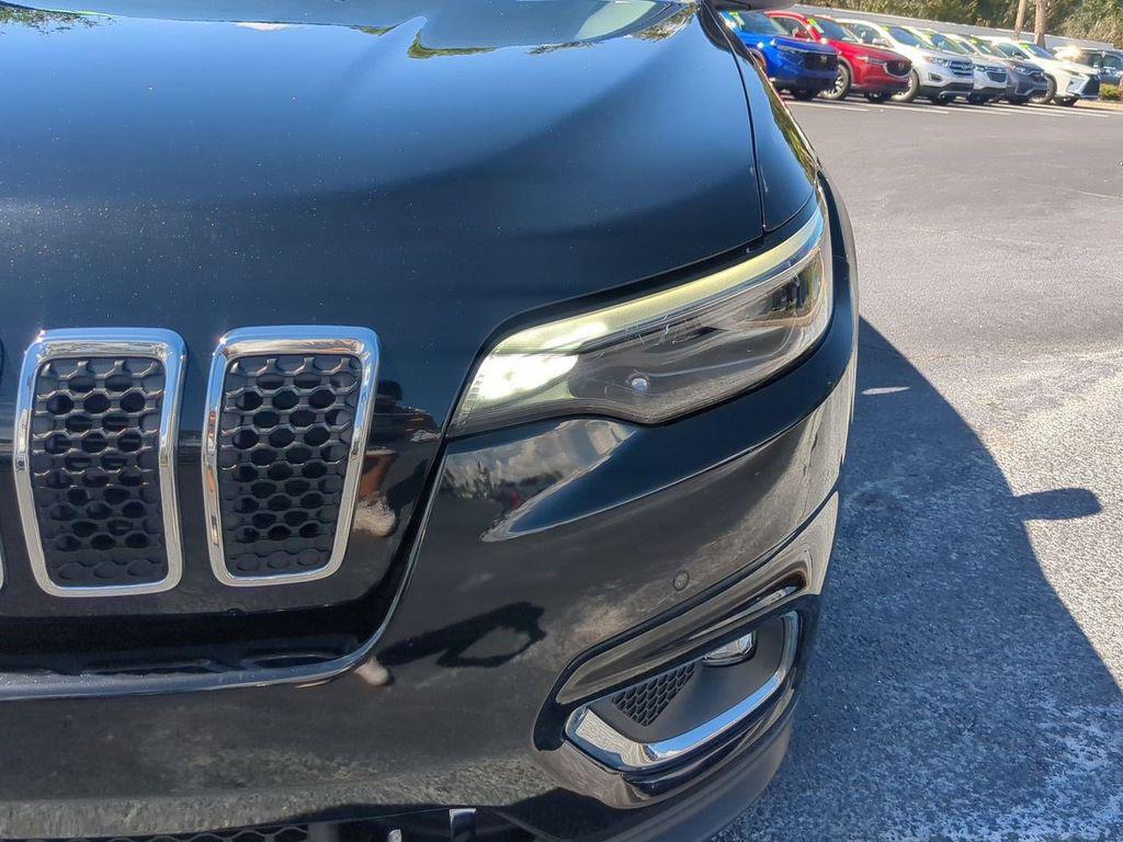 used 2021 Jeep Cherokee car, priced at $19,894