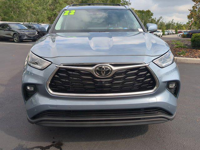 used 2022 Toyota Highlander car, priced at $39,981