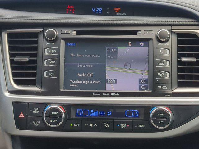 used 2019 Toyota Highlander car, priced at $26,499
