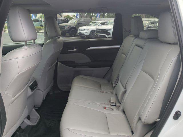 used 2019 Toyota Highlander car, priced at $26,499