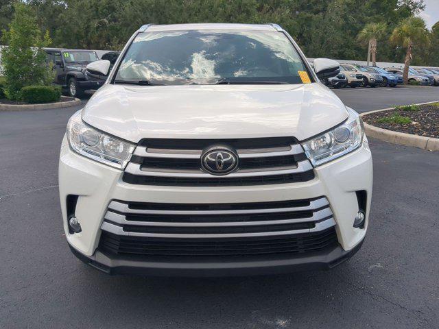 used 2019 Toyota Highlander car, priced at $26,499
