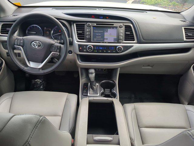 used 2019 Toyota Highlander car, priced at $26,499