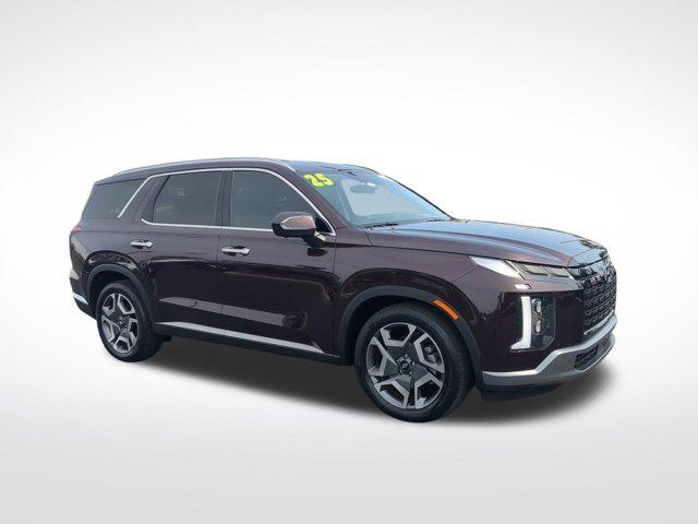 used 2025 Hyundai Palisade car, priced at $44,989