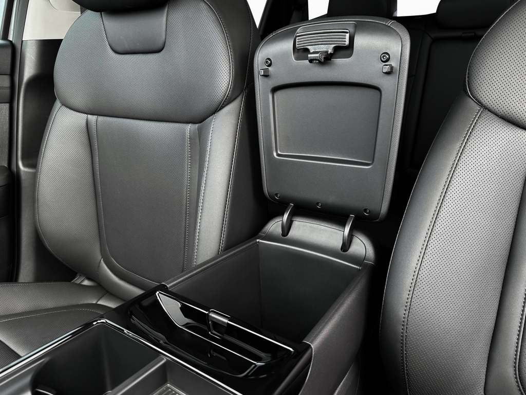 new 2025 Hyundai TUCSON Hybrid car, priced at $36,152