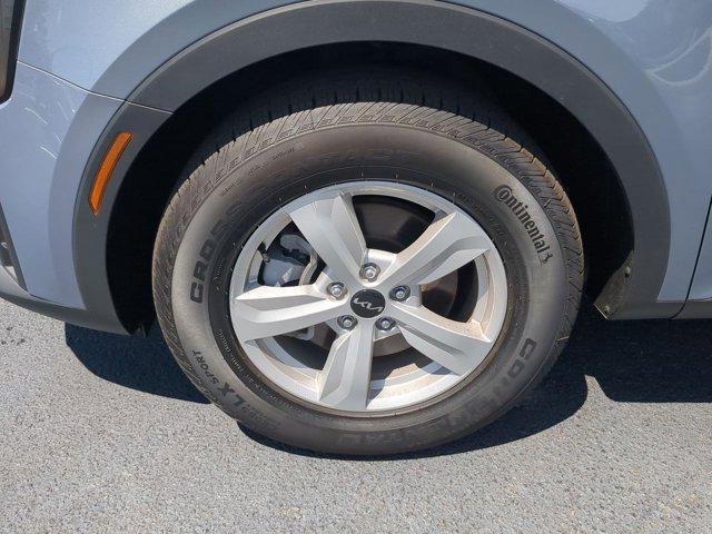 used 2025 Kia Sorento car, priced at $29,991