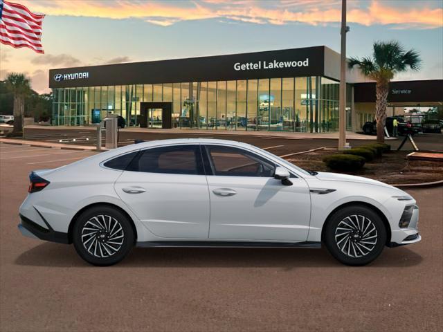 new 2025 Hyundai Sonata Hybrid car, priced at $39,980