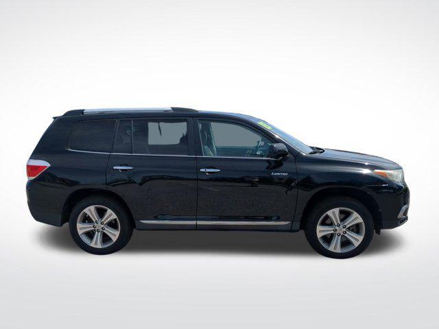 used 2013 Toyota Highlander car, priced at $13,684