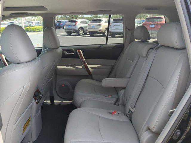 used 2013 Toyota Highlander car, priced at $13,684