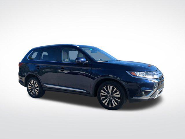 used 2020 Mitsubishi Outlander car, priced at $14,290