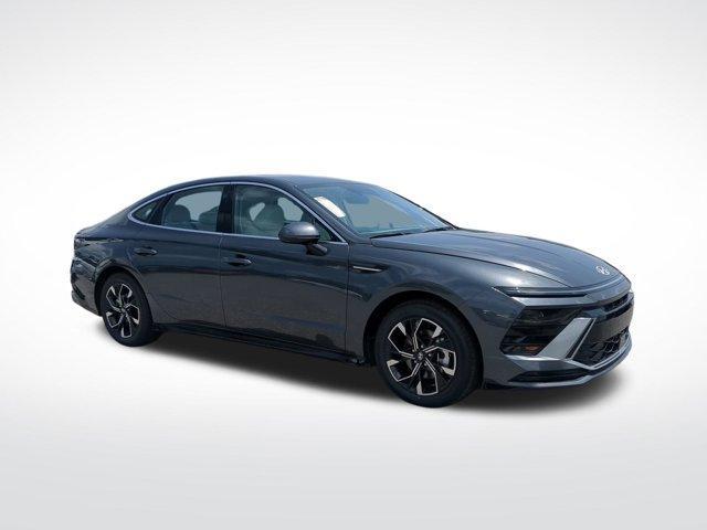 new 2024 Hyundai Sonata car, priced at $27,593