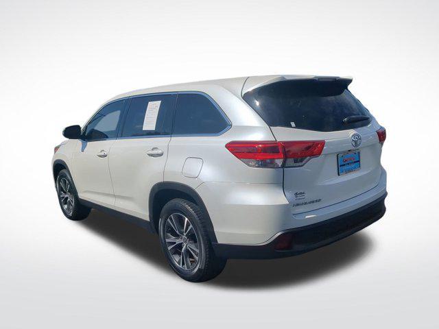used 2019 Toyota Highlander car, priced at $22,980