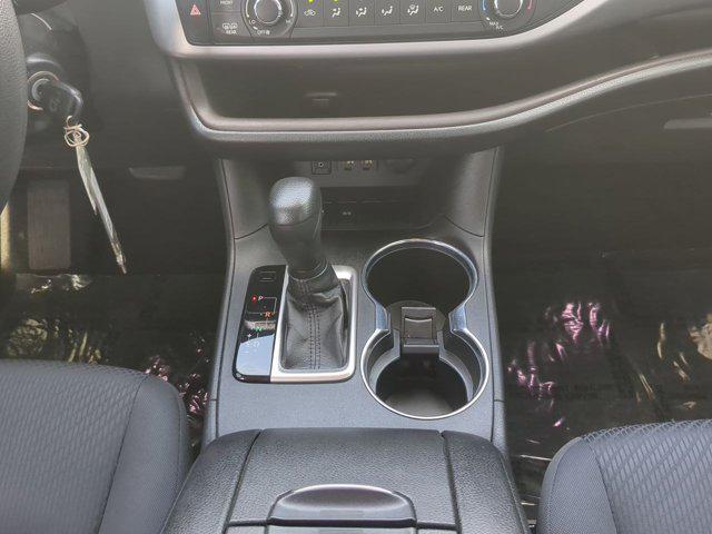 used 2019 Toyota Highlander car, priced at $22,980
