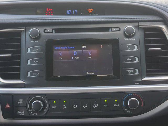 used 2019 Toyota Highlander car, priced at $22,980