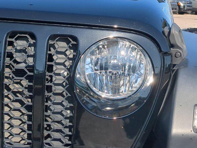 used 2021 Jeep Gladiator car, priced at $31,595