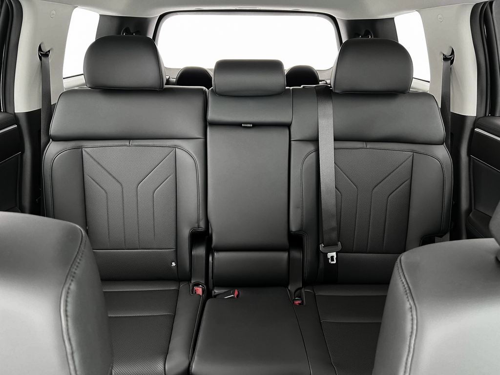 new 2025 Hyundai Santa Fe car, priced at $35,536