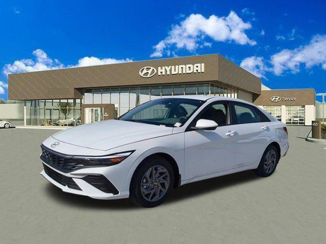 new 2025 Hyundai Elantra car, priced at $23,422