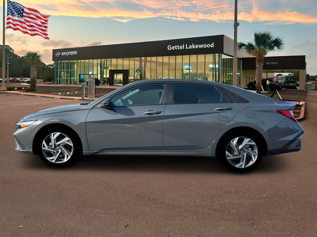 new 2025 Hyundai Elantra car, priced at $28,456