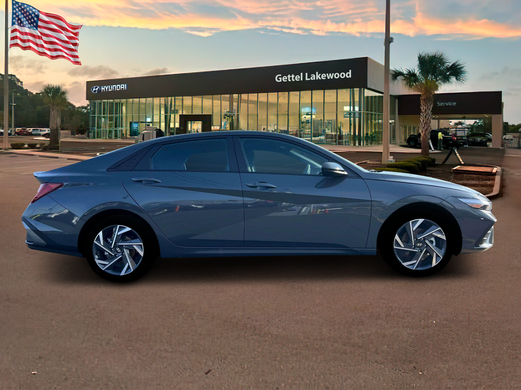 new 2025 Hyundai Elantra car, priced at $28,456