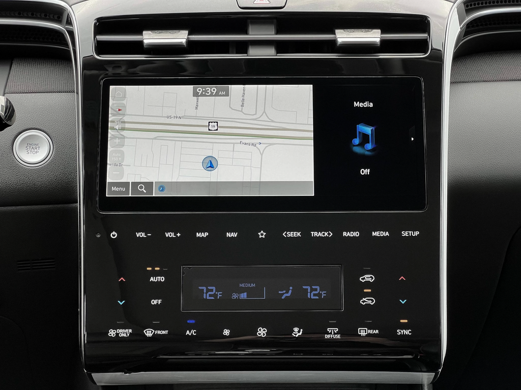 new 2024 Hyundai TUCSON Hybrid car, priced at $39,793