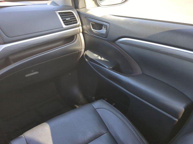 used 2018 Toyota Highlander car, priced at $26,691