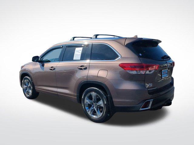 used 2018 Toyota Highlander car, priced at $26,691