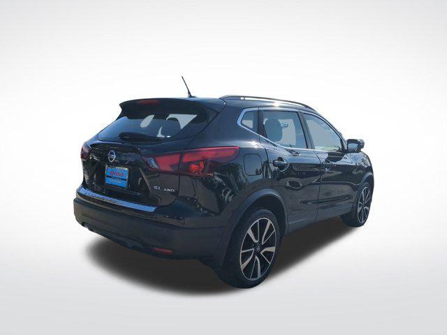 used 2018 Nissan Rogue Sport car, priced at $14,495