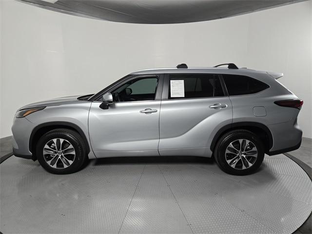 used 2024 Toyota Highlander Hybrid car, priced at $44,090