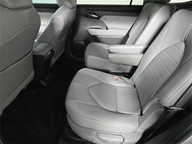 used 2024 Toyota Highlander Hybrid car, priced at $44,090