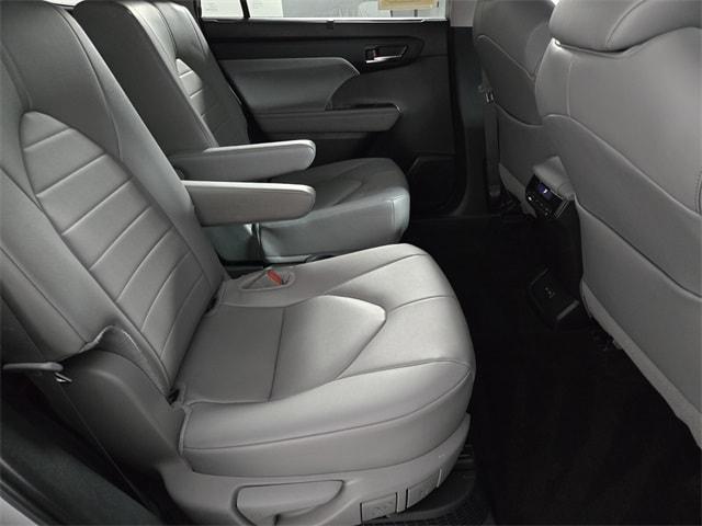used 2024 Toyota Highlander Hybrid car, priced at $44,090