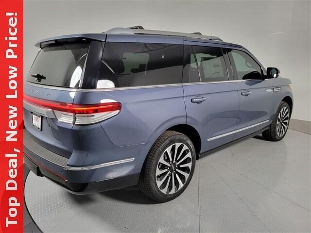 new 2023 Lincoln Navigator car, priced at $76,105