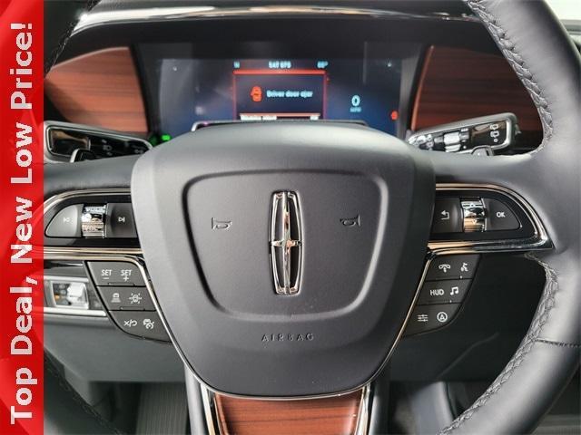 new 2023 Lincoln Navigator car, priced at $76,105