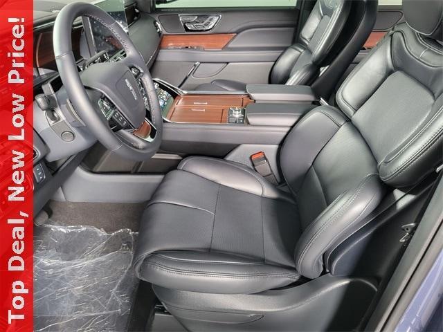 new 2023 Lincoln Navigator car, priced at $76,105