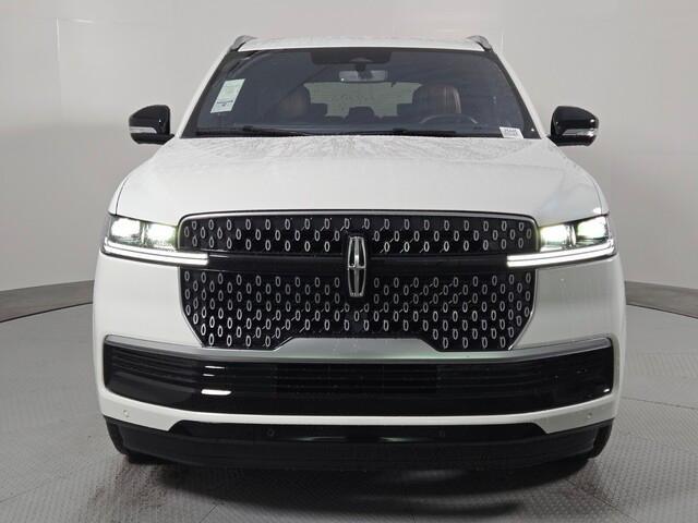 new 2025 Lincoln Navigator car, priced at $103,340