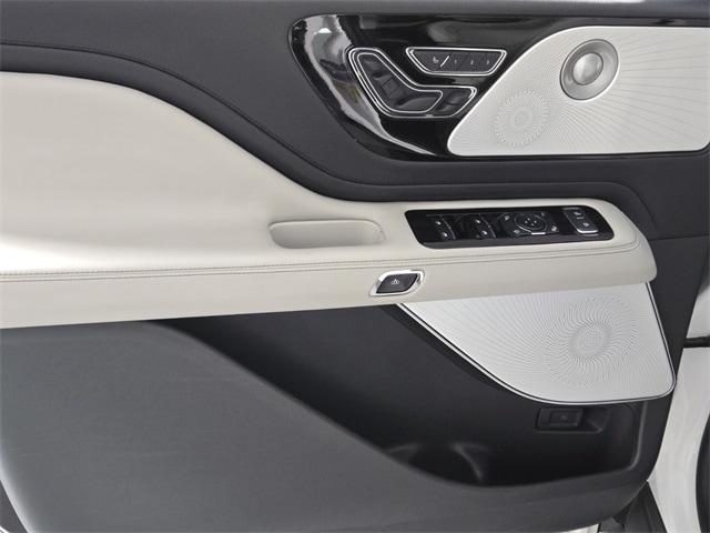 used 2025 Lincoln Aviator car, priced at $68,148