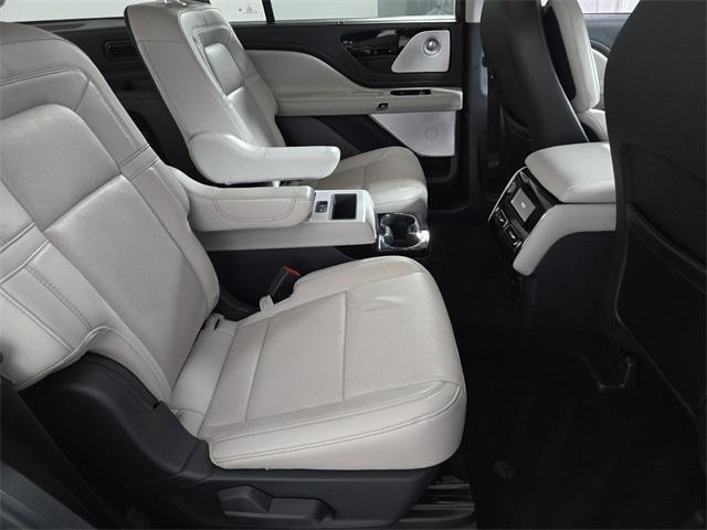 used 2025 Lincoln Aviator car, priced at $68,148