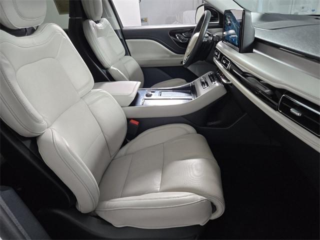 used 2025 Lincoln Aviator car, priced at $68,148