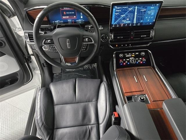 new 2024 Lincoln Navigator L car, priced at $101,118