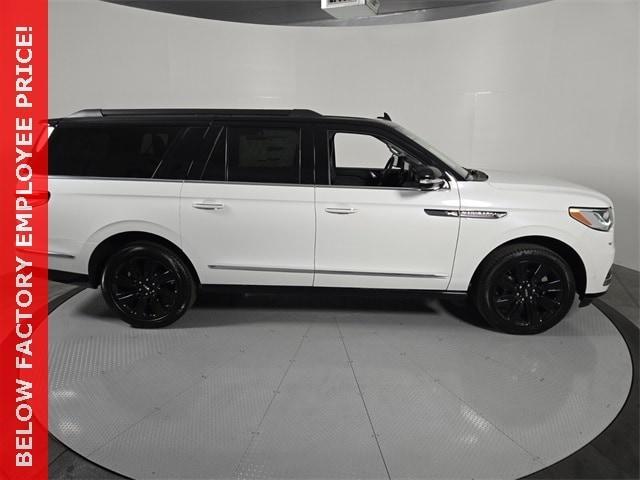 new 2024 Lincoln Navigator L car, priced at $111,743