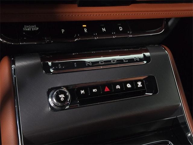 new 2025 Lincoln Aviator car, priced at $77,952