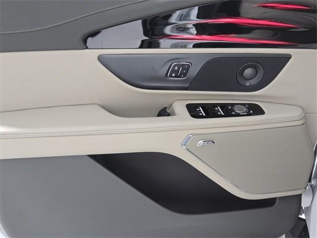 new 2025 Lincoln Nautilus car, priced at $61,809