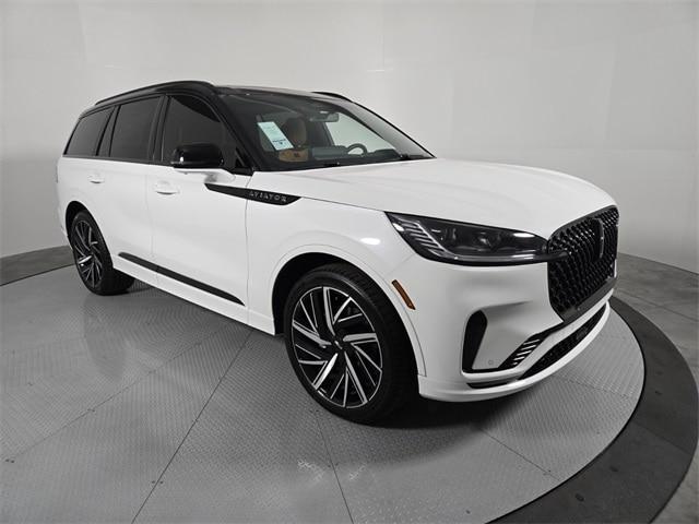 new 2025 Lincoln Aviator car, priced at $87,668