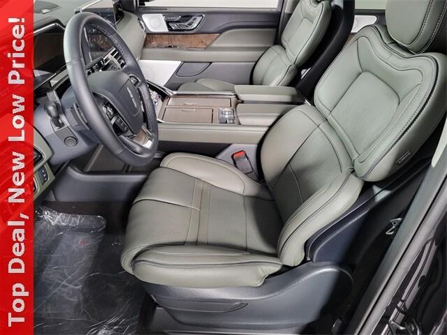 new 2023 Lincoln Navigator car, priced at $89,655