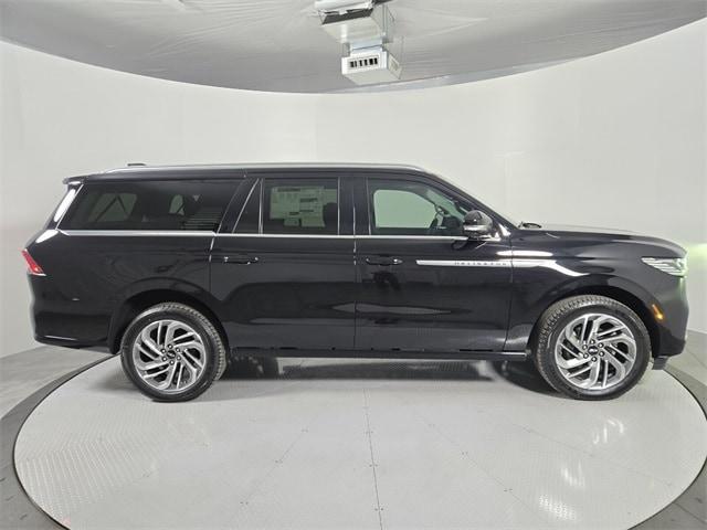 new 2025 Lincoln Navigator L car, priced at $109,325