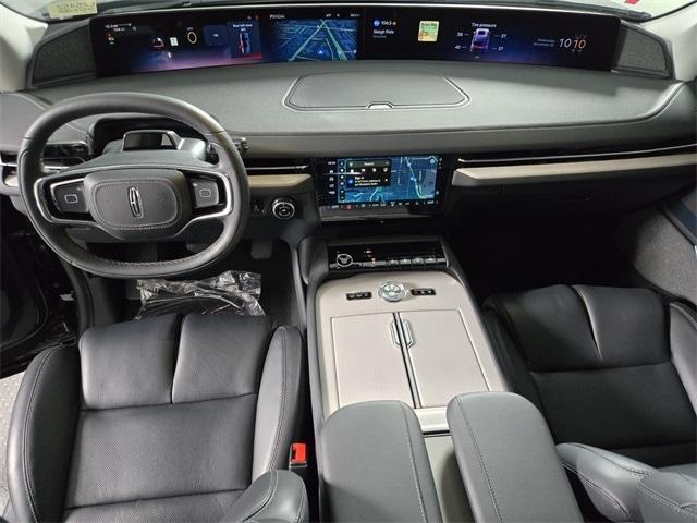 new 2025 Lincoln Navigator L car, priced at $109,325