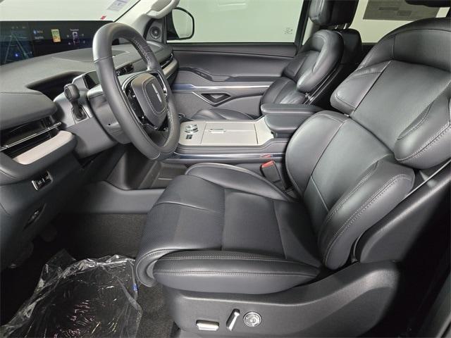 new 2025 Lincoln Navigator L car, priced at $109,325