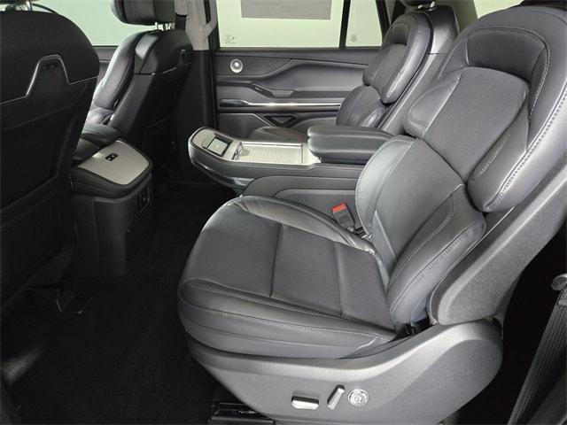 new 2025 Lincoln Navigator L car, priced at $109,325