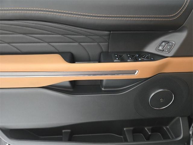 used 2023 Ford Expedition car, priced at $59,984