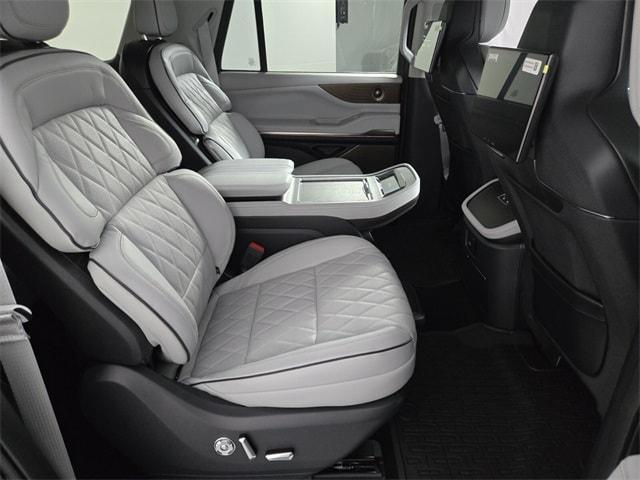 new 2025 Lincoln Navigator L car, priced at $126,610