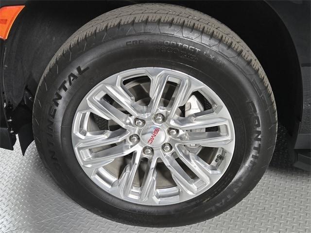 used 2024 GMC Yukon car, priced at $56,571